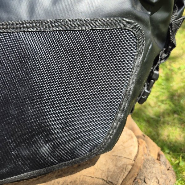 Motor zijtas 18 liter voor aan  de LefBag bagagedrager. Verstevigde zijkant en verbeterde gespen